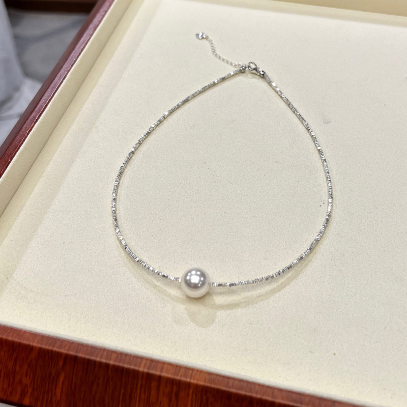 Set ogrlice i narukvice, srebro 925, privjesak od matične biserne školjke, CHOPARD tip lanca u obliku slova U, bijeli bakar prekriven debelim slojem srebra
