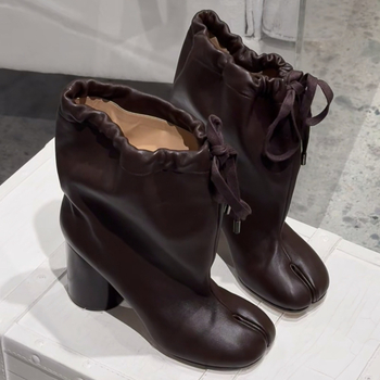 Botosei dama din piele de vită, vârf rotund, toc gros 6–8 cm, închidere pull-on