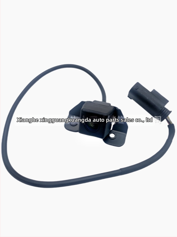 Камера за задно виждане за IX35 — модели 95790-2Z011/2Z012/2Z010; Съвместимост: IX35; Захранване: 12V; Автоматично регулиране на ъгъла; Корпус: пластмаса + желязо