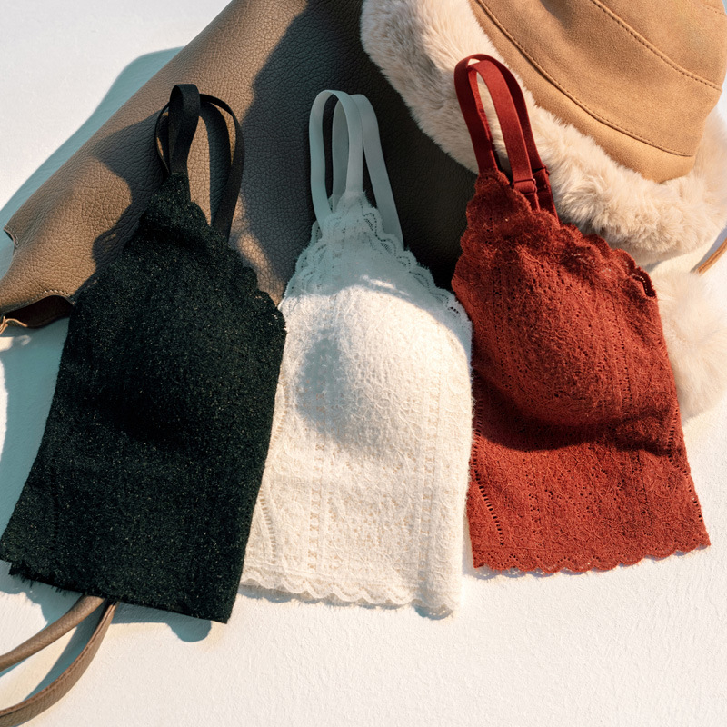 Viengubos V kaklo viršūnė su nėrinių nugara, 3D trikampiai puodeliai, 3/4 puodeliai, liemens ilgis, ruduo–žiema, kvėpuojantis ir patogus