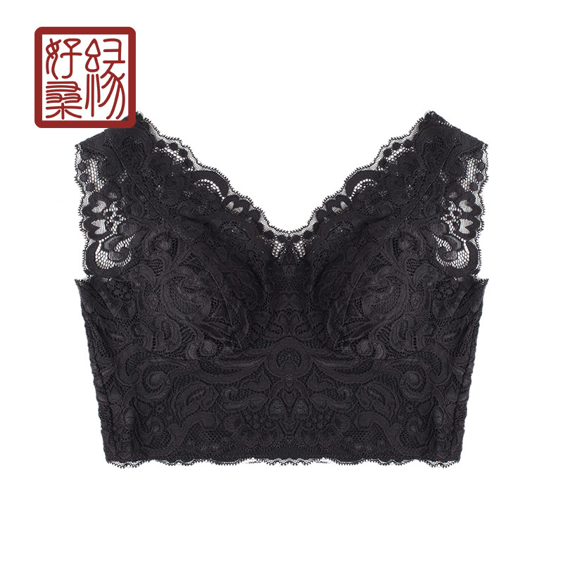 Mulberry šilko tub-top su vidutiniškai formuotomis kupromis, krūtinės ilgis, minimalistinis kasdieninis stilius