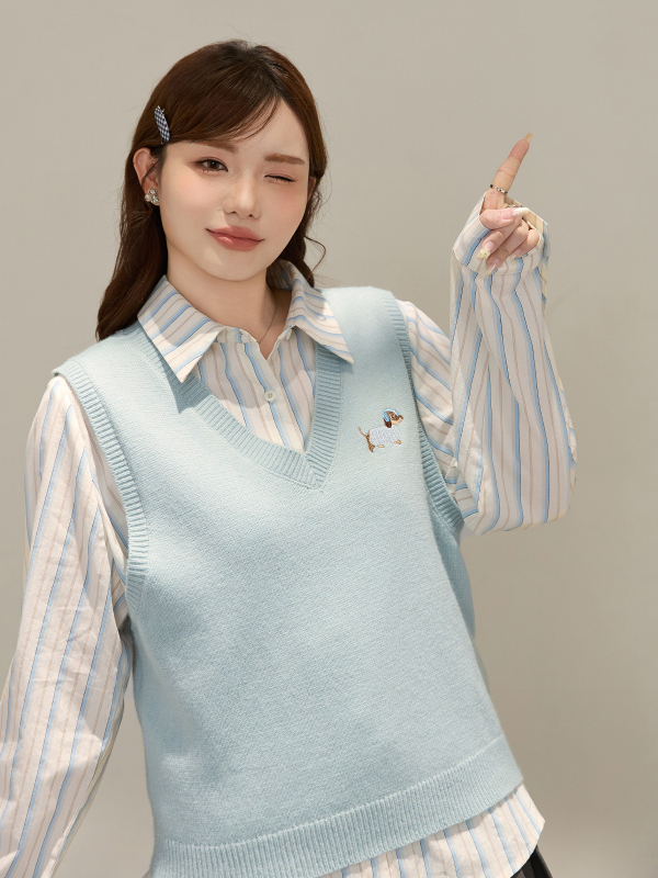 Női koreai stílusú V-nyakú kötött mellény hímzéssel, laza szabás, őszi 2025