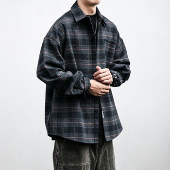 Virágmintás ing, reveres gallér, hosszú ujjú, lazább szabás, 96% poliészter fő anyag