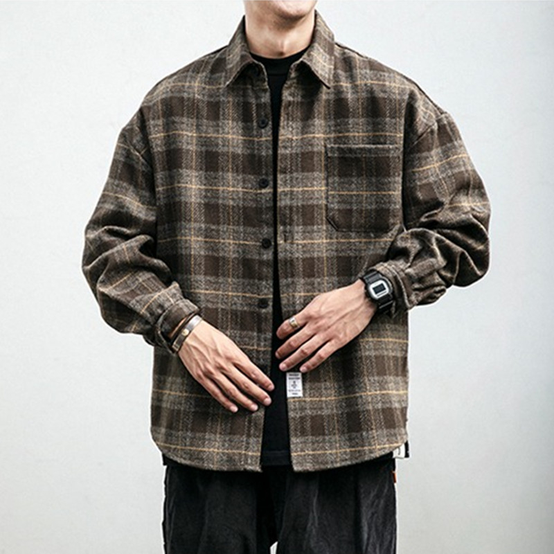 Virágmintás ing, reveres gallér, hosszú ujjú, lazább szabás, 96% poliészter fő anyag