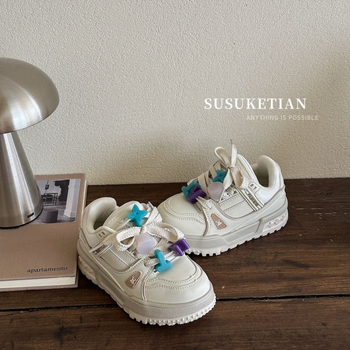 Bērnu sporta kurpes ar bieza zoli un V-Board, priekšā šņorējums, augšējais materiāls: Super Fiber Leather, zole: gumija, elpojošas