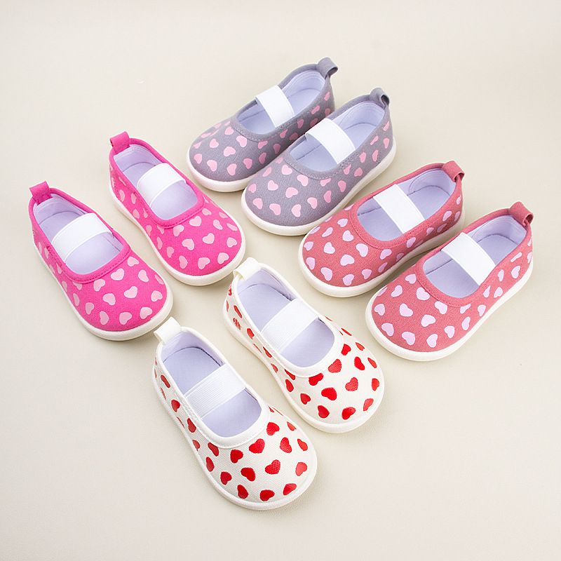 Lányoknak szóló vászon cipő szív mintával, elasztikus pántos felvétel, TPR talp, EVA talpbetét, csúszásgátló
