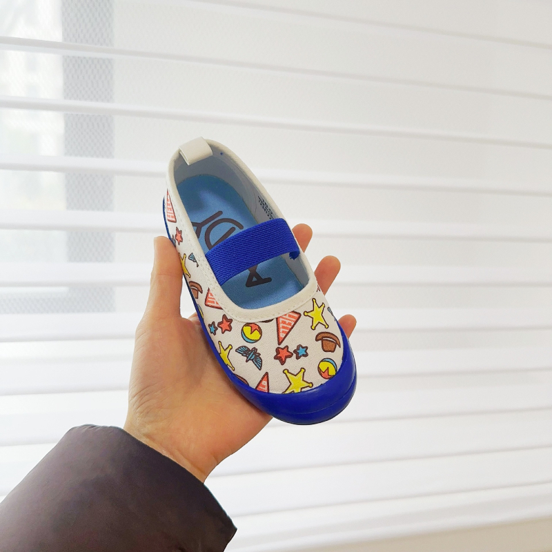 Hímzett Slip-On beltéri gyerekcipő – vászon felsőrész, injektált talp, könnyű, 1–12 éveseknek, nyár/tavasz/ősz