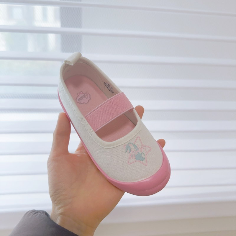 Hímzett Slip-On beltéri gyerekcipő – vászon felsőrész, injektált talp, könnyű, 1–12 éveseknek, nyár/tavasz/ősz