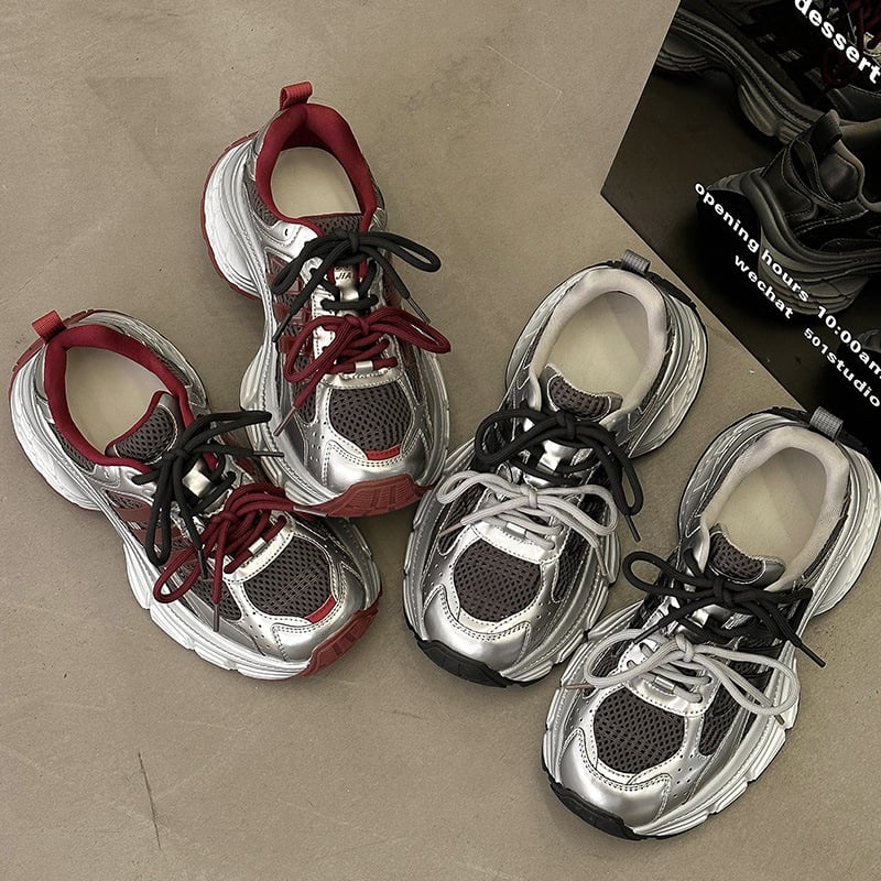 Дамски маратонки в стил Dad Shoes, подплатени с флис, горна част с ивици, нисък ток 1-3 cm, мрежеста вътрешност, връзване с шнур, леки, антихлъзгащи