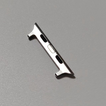 Метален адаптер за каишка за Apple Watch – прецизен RAW-ear модел, CNC обработка
