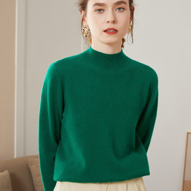 Moteriškas kašmirinis džemperis su gobtuvu — pusaukštas kaklas, laisvas kirpimas, ilgos rankovės