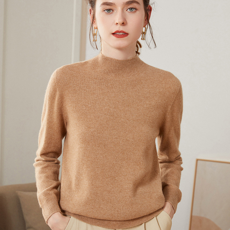 Moteriškas kašmirinis džemperis su gobtuvu — pusaukštas kaklas, laisvas kirpimas, ilgos rankovės