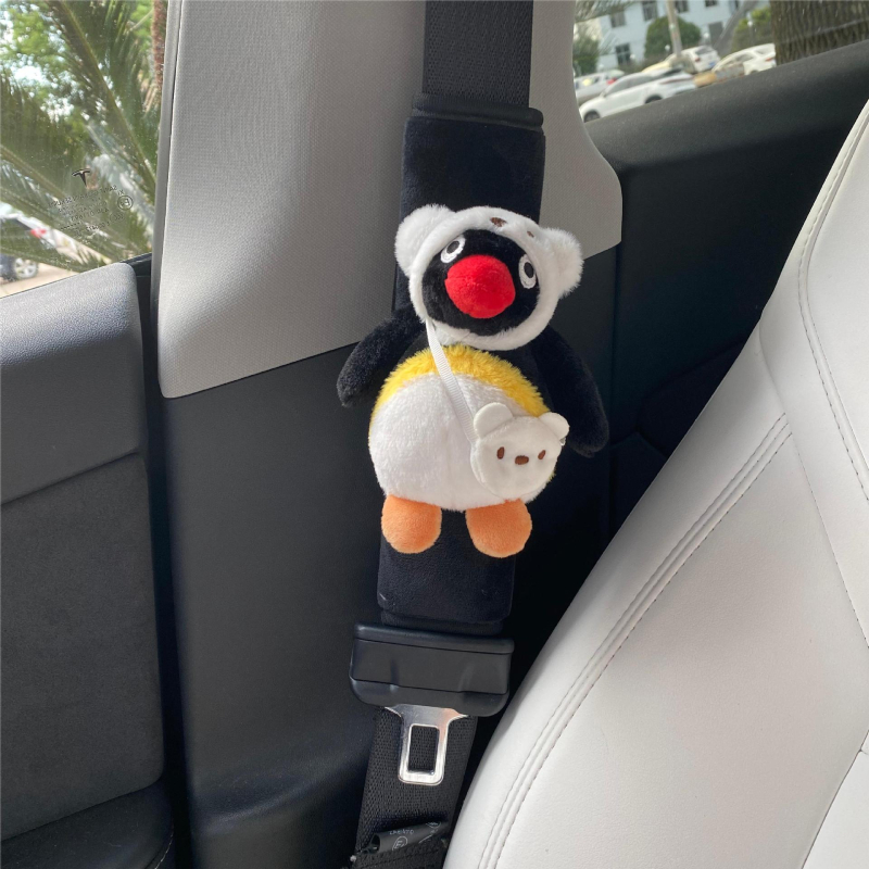 Autóöv vállvédő pingvín mintával, dekoratív autó kiegészítő, Yingyifei