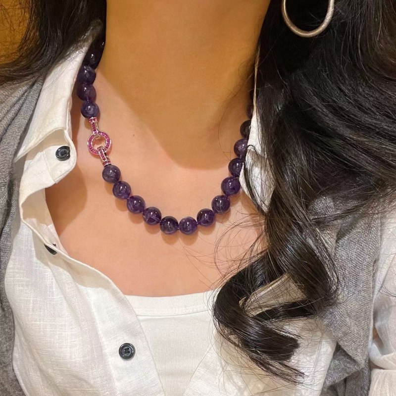 Браслет с кристал от аметист, стил природа, без странични камъни, пролет 2025 издание