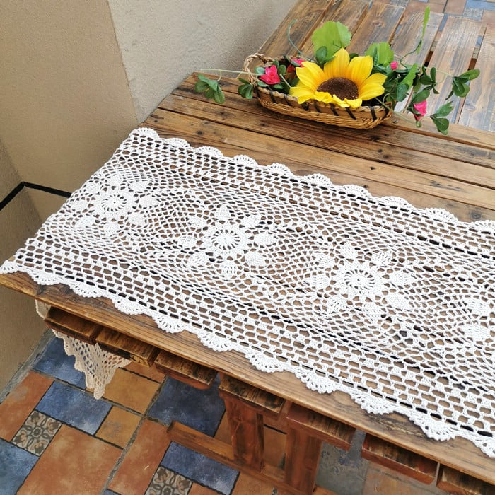 Ručno pleteni stolni runner od pamuka, cvjetni uzorak, prilagodljiva obrada, 100% pamuk