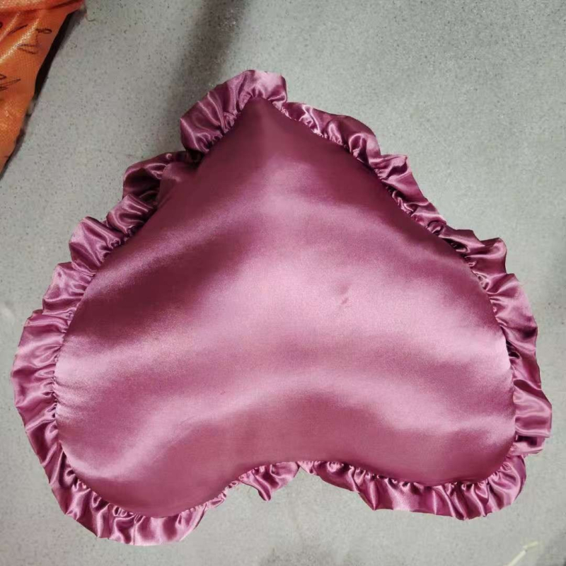 Nordic Love jastuk — satenski pokrov, PP pamuk punjenje, spajanje tkanja (splicing), moderni minimalistički stil, mogućnost prilagodbe