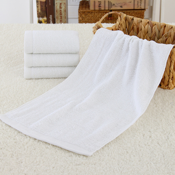 Pamukani ručnik, 14 vlakana, jednostavna tkanina, 100–120 g/m², debeli i iznimno upijajući