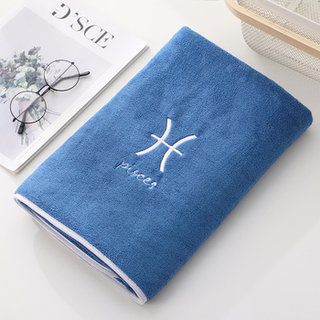 Kupaonski ručnik od coral velvet, s izšivkom, prilagodljiv, 150D vlakna, 80% poliester / 20% poliamid, 200–300 g, ravno tkanje