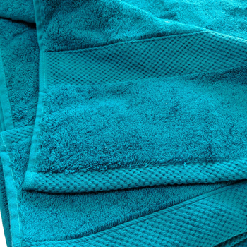 Kupaonski i plažni ručnik - 100% pamuk, 500 g+, 21s pređa, ravna tkanina