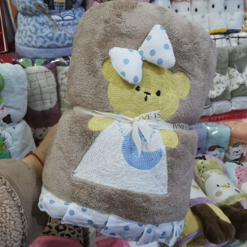 Unibear s čipkastim rubom: veliki kupaonski ručnik, debeli ručnik za sušenje kose, koralni fleece kapa za tuširanje i kapa za sušenje kose