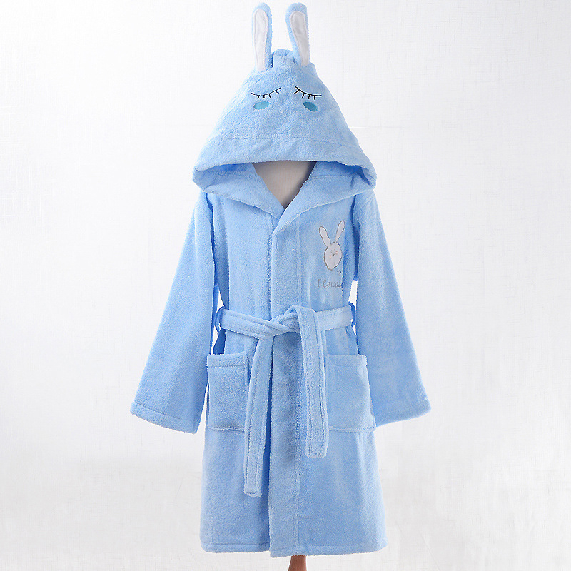 Gyerek fürdőköntös – törölköző anyag, 100% pamut, téli szezonhoz, kapucnival, karikatúra mintával