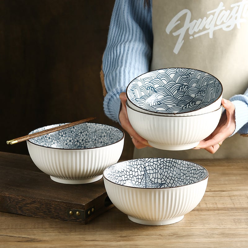 Porcelanska zdjela u japanskom stilu, prugasti podglazurni završetak, okrugli oblik, mikrovalna sigurna, tisk logotipa, mogućnost prilagodbe