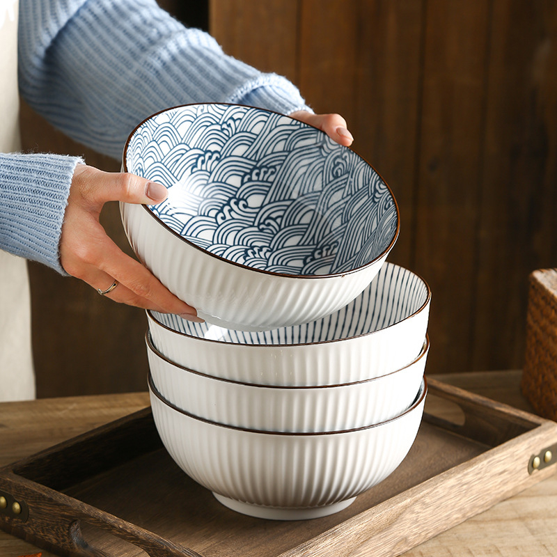 Porcelanska zdjela u japanskom stilu, prugasti podglazurni završetak, okrugli oblik, mikrovalna sigurna, tisk logotipa, mogućnost prilagodbe