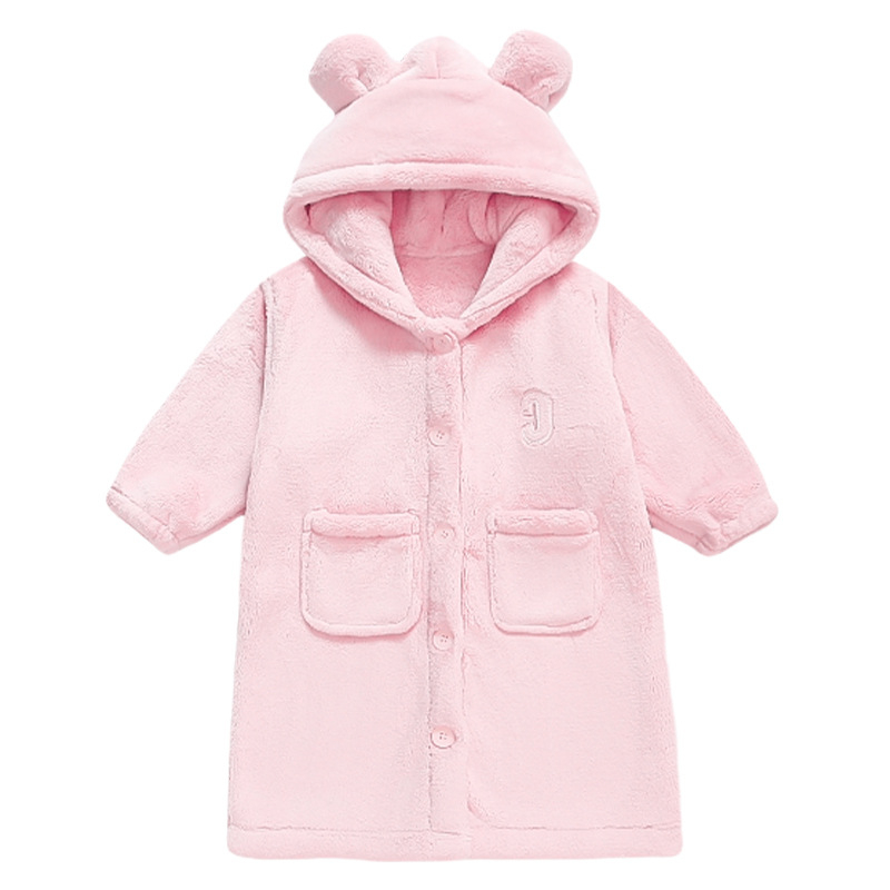 Bērnu halāts ar kapuci ziemai – karikatūru raksts, bieza auduma, poliestera šķiedra ar vilnas maisījumu, brīvs stils, saglabā siltumu