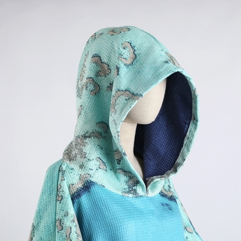 Halat cu glugă pentru plajă din țesătură waffle — Qingyi, greutate 300–400 g/m2, țesătură simplă