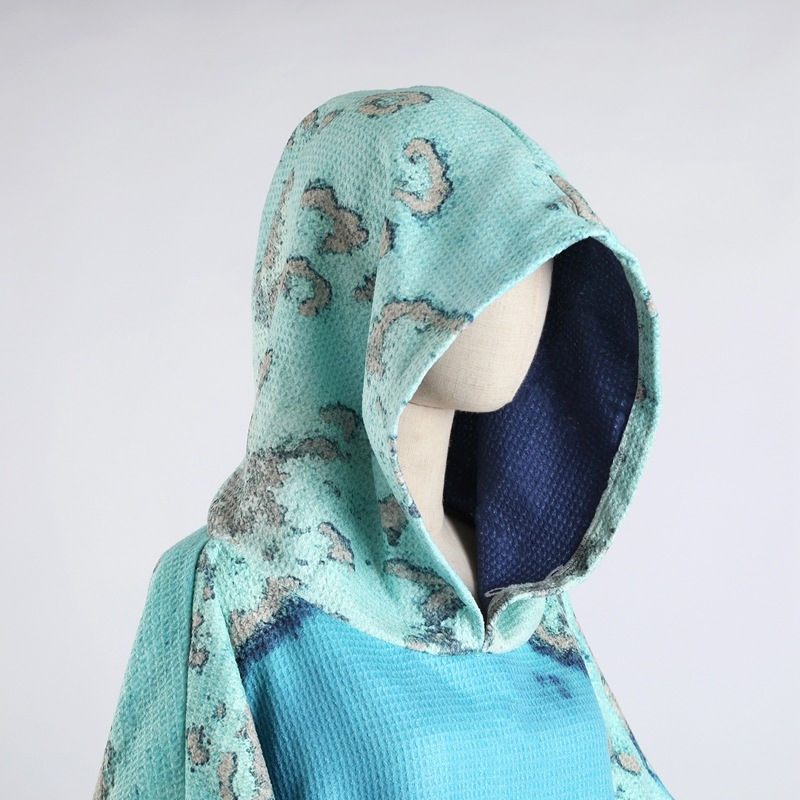 Halat cu glugă pentru plajă din țesătură waffle — Qingyi, greutate 300–400 g/m2, țesătură simplă