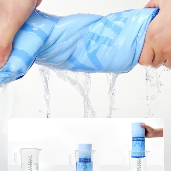 Prosop microfibră uscare rapidă cu pelerină, Jacquard 150D, greutate sub 100 g