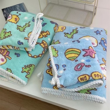 Kupaonski ručnik s dvostrukom otiskom – morski motivi, koralni flis, 300–400 g, 150D