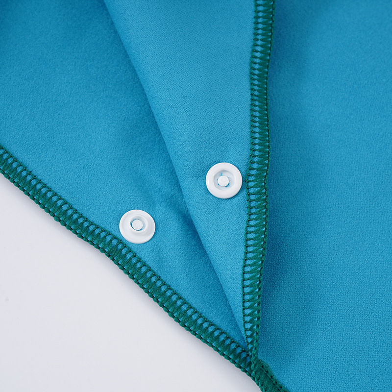 Dvostrano fleece pončo za odrasle s logom, kapuljača Cape-stil kupaći ogrtač, upijajući plažni ogrtač, 88% poliestera / 12% najlona, 200–300 g