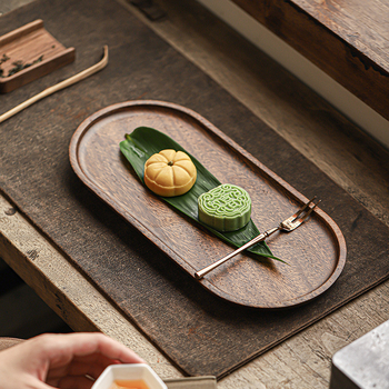 Medinis serviravimo padėklas arbatai, vakarienei ir picai – rankų darbo, poliruotas paviršius, paprastas ir modernus dizainas, pritaikomas