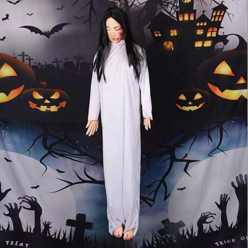Halloween rekviziti za uređenje prostora: lutka Sadako, žensko tijelo; za barove i uklete domove; Materijal 7536071; IP odobrenje: Ne; Kategorija: rekviziti za uređenje prostora