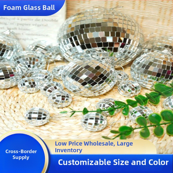 Ornamente: minge de sticlă cu bule, lucrat manual, formă rotundă, decor de Crăciun, stil minimalist modern