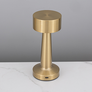 Kovácsoltvas asztali lámpa: éjszakai fény, LED világítás, környezeti világítás, díszítő elemek