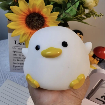 Feltölthető érintésre aktiválódó éjjeli lámpa alappal, fényerő-szabályozással