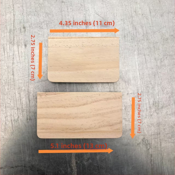 Sienas piestiprināms koka pegboardis – daudzslāņu uzglabāšanas plaukts ieejai un atslēgu turētājs