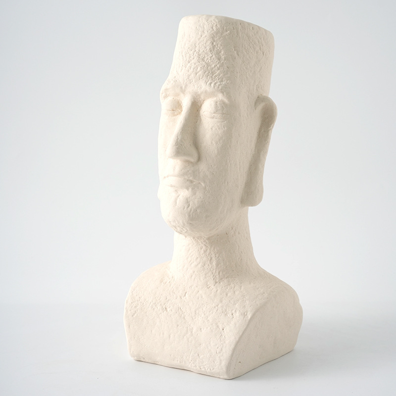 Vază-sculptură ceramică cu cap, porțelan glazurat, inspirație nordică, stil wabi-sabi, ornament mare pentru aranjarea florilor cu temă războinic