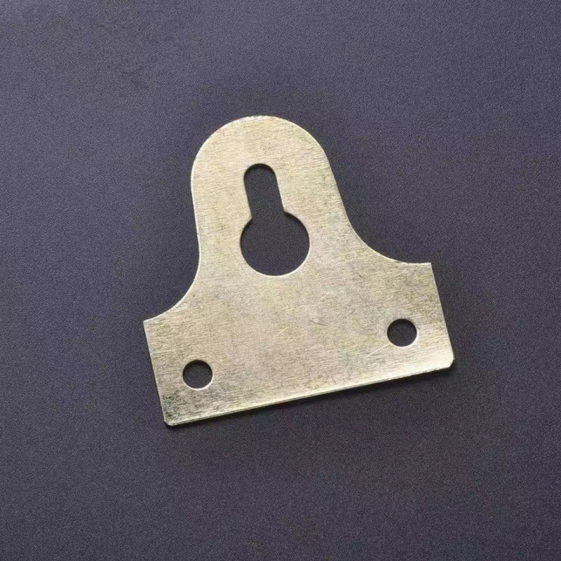 Kuka za foto okvire – metalna, elektroplatinirana, šifra T2586, skriveno vješanje, moderan minimalistički stil