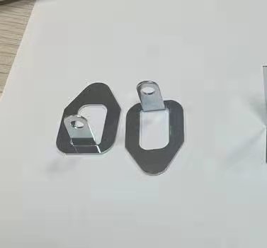 Cuier din aliaj de aluminiu cu cadru rotund, design modern minimalist, potrivit pentru sufragerie