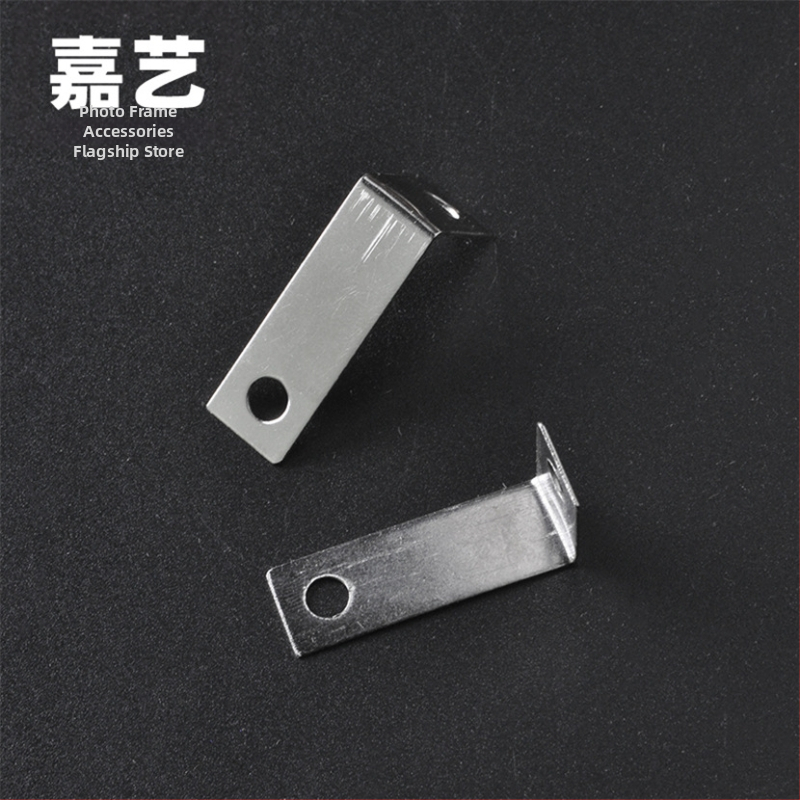 Cod de colț metalic pentru ramă foto — electroplacat, unghi drept, gaură dublă, accesoriu personalizabil, ambalaj în pungă