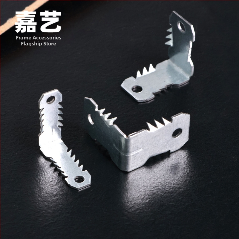 Metalni kutni kod za fiksiranje ramova, 6.8 mm, Jiayi