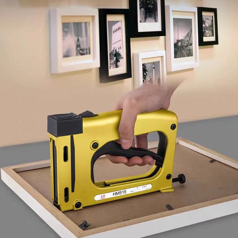 Ručni pištolj za nokte za stražnji panel foto okvira — metalna konstrukcija, otiskivanje, HM515 model, marka Mite (Model HM515; Materijal: Metal; Obrada: Otiskivanje; Tip: Ručni pištolj za nokte)