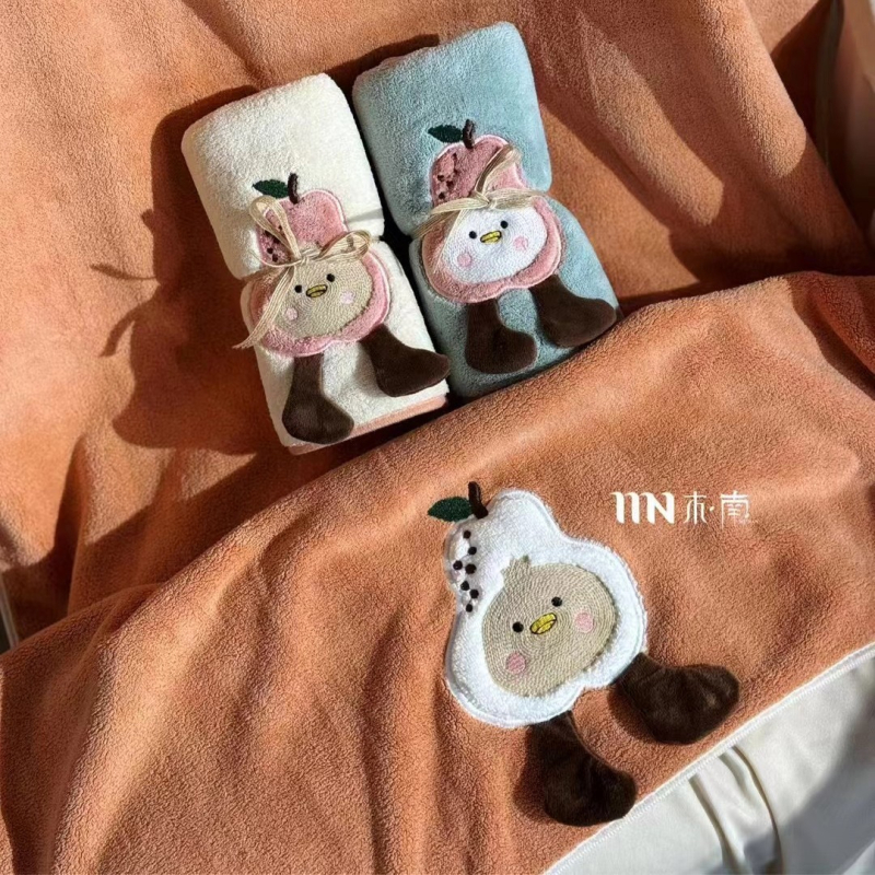 Set ručnika Coral Fleece (ručnik i ručnik za lice) s kapom za tuširanje, 150D vlakna, težina 80–100 g, ušiveno i istaknuto, jednostavno tkanje