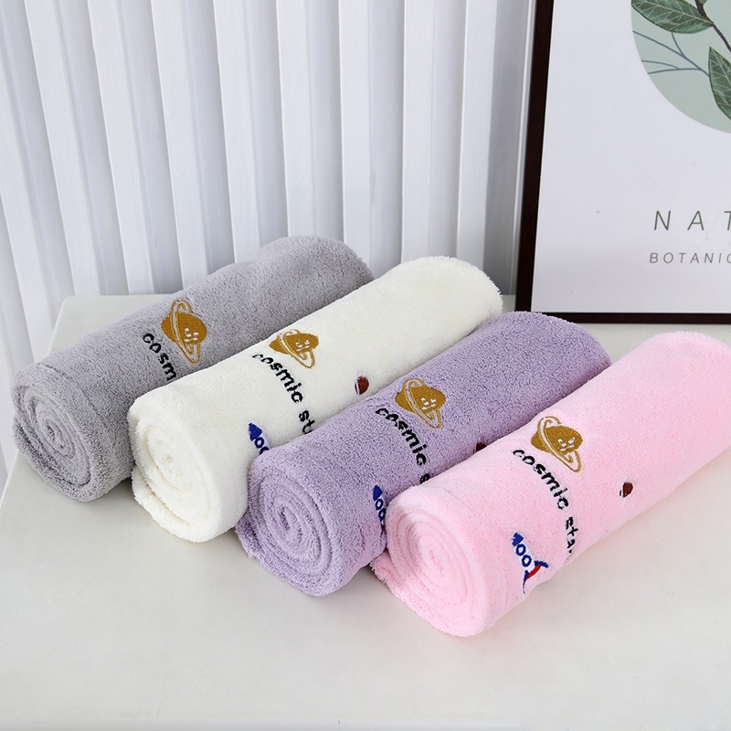 Kapa za sušenje kose od koralnog flisa – upija vodu, brzo sušenje, za kućnu upotrebu; šifra proizvoda Planet rocket dry hair cap; pređa 150d; izvezeno; težina 80-99 g