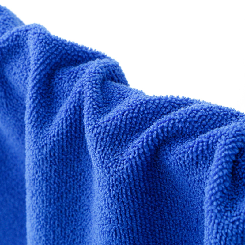 Prosop sport din microfibră de poliester, 110 g, absorbție rapidă a apei 5–10 s, personalizabil cu logo (broderie, tiv, imprimare, jacquard)