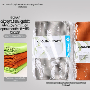 Spordirätik mikrokiududest – higist imav, kiiresti kuivav; sobib jalgpallile, jooksmisele ja badmintonile