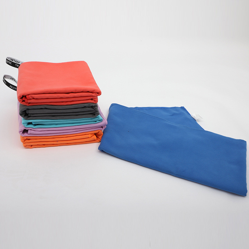 Prosop de plajă pentru sport, catifea dublă, 110 g, logo personalizat prin imprimare, absorbție 11–15 s